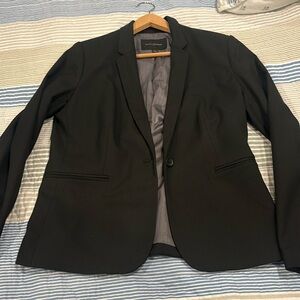 2 piece Banana Republic women’s jacket and skirt suit